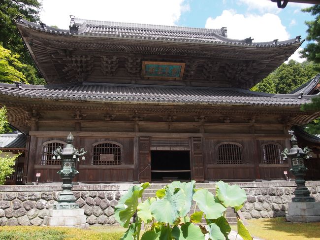 【仏殿】<br /><br />永平寺御本尊の釈迦牟尼仏が祀られています　　　