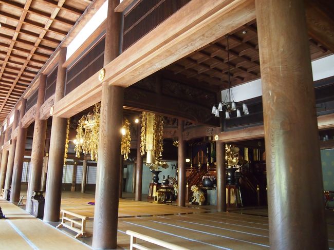 永平寺１番奥にある建物【法堂】内部