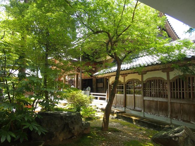 【承陽殿】<br /><br />道元禅師の御真廟（お墓）です。