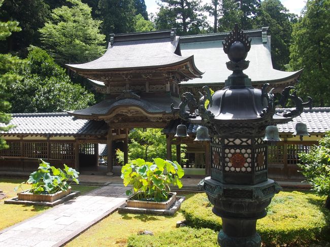 仏殿から見た【中雀門】