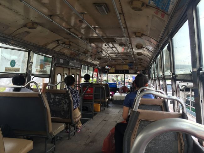 今回２回目のタダバス(。ゝω・)ノ<br /><br />生ぬるい排気ガスだらけの風にあたって、だらけモード満開のまま終点のバンナーに行こうと思い立ちました。<br />昔、仕事でメガバンナーに立ち寄った記憶が出てきて再訪です。