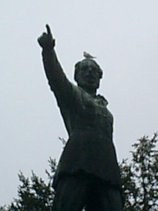 　頭の上に鳥ちゃん♪