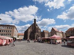 中央広場に到着！
フラウエン教会の中に入ってみます。