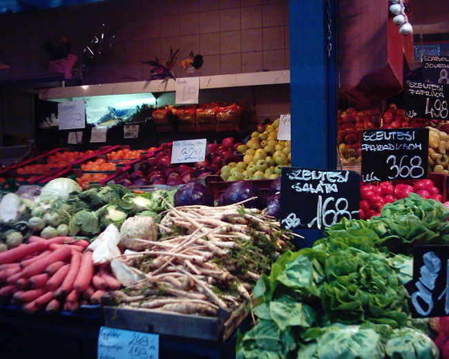 　野菜の大きさも日本のものより大きい！パプリカはもちろんのこと、キャベツも人参もズッキーニもカリフラワーも！<br />　こんなに大きなもの食べてるから、こっちの人は大きいんだろうか？？？<br />