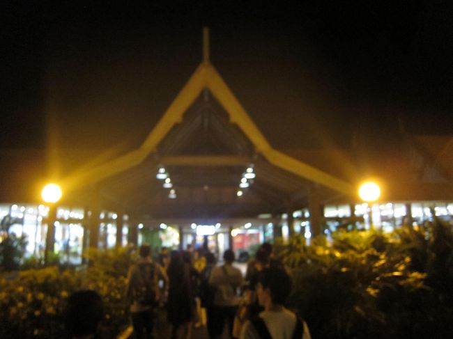 カンボジア着<br />シェムリアップ空港