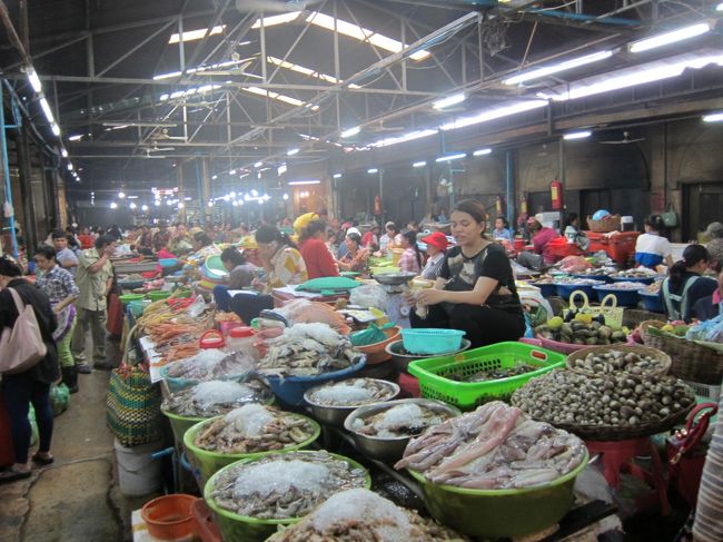 朝の市場<br />＠オールドマーケット