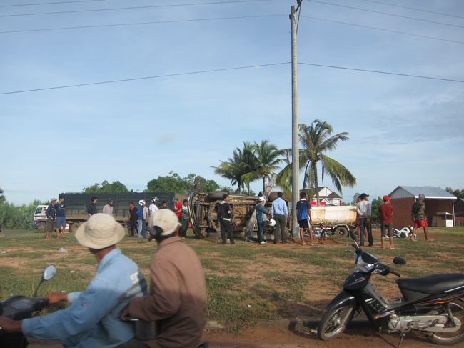 7日<br />転覆事故