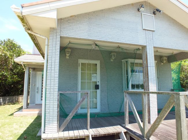 宿の斜め前にあるレストランパームツリーさんです。<br />開いてる様子がないです。