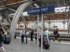 LUBECK中央駅に到着しました!!