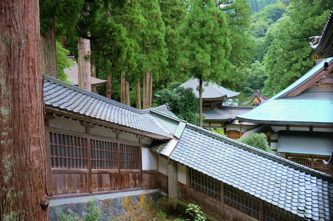 吉祥閣で数々の注意事項を修行僧から受けて