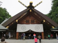 北海道神宮にも参拝できました。