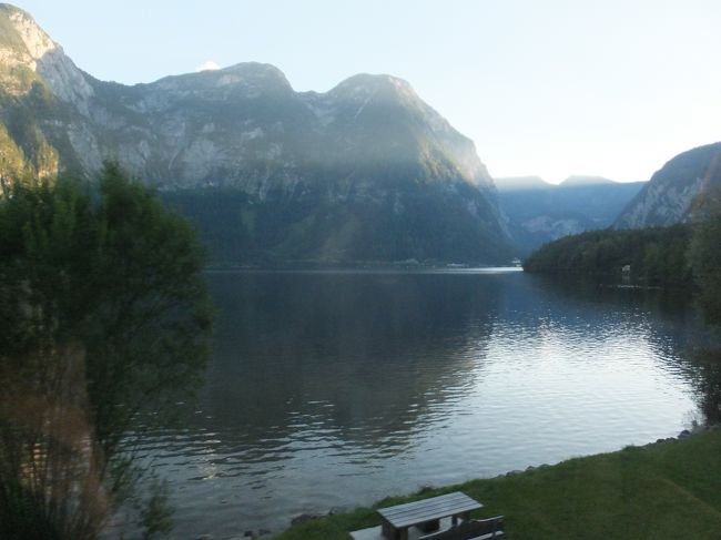 【ウィーン→オーバートラウン】<br /><br />日も暮れかけてきました