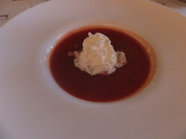 【夕食】<br /><br />トマトのスープに、