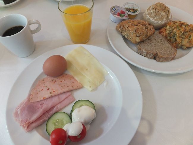 【朝食】<br /><br />美味しくいただきました