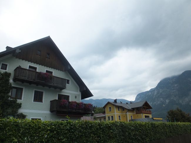 【オーバートラウンの街】<br /><br />ホテルをでるころにはさらに雲が暑くなり、展望台から景色を望むことは絶望的。