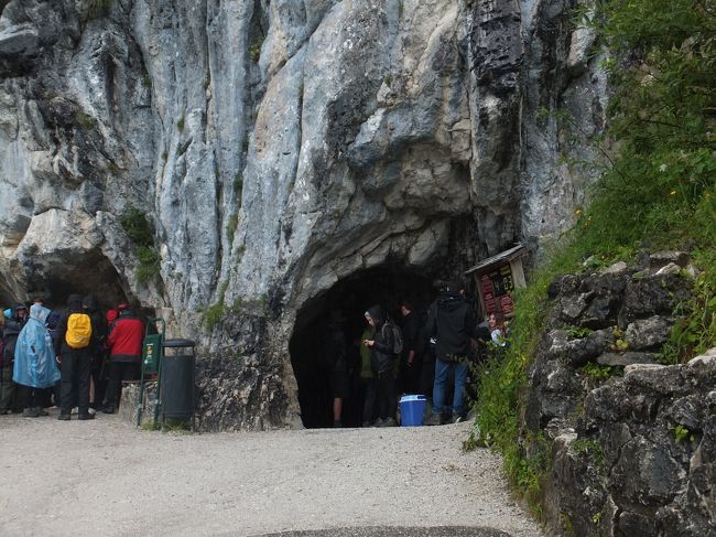 【クリッペンシュタイン】<br /><br />アイスケイブ入口