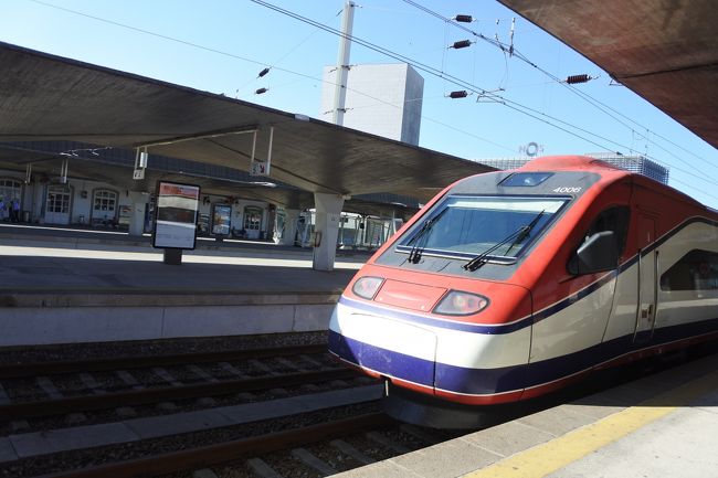 　ポルト街歩きを楽しみ，アルファ・ペンドゥラールでリスボンへ戻りました。