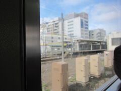 30分ほどで川越駅に到着。他線に比べるとかなり早い！

そう､向こうに見える埼京線よりも…