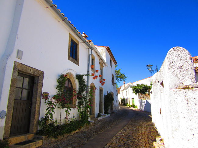 タクシーは30分で到着。<br />18.10だったので19ユーロ支払いで。