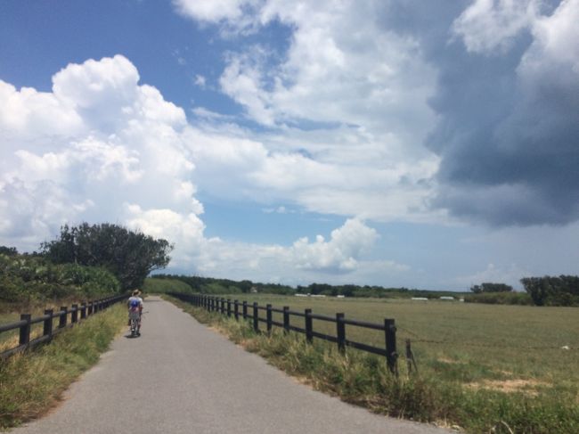 集落方面には向かわず、港方面に戻りまーす。