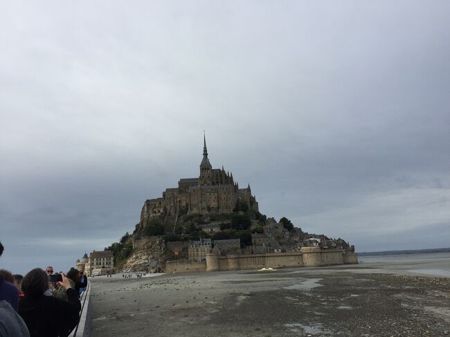Abbaye du Mont-Saint-Michel(モン・サン・ミシェルとその湾 Abbaye du Mont-Saint-Michel(モン・サン・ミシェルとその湾