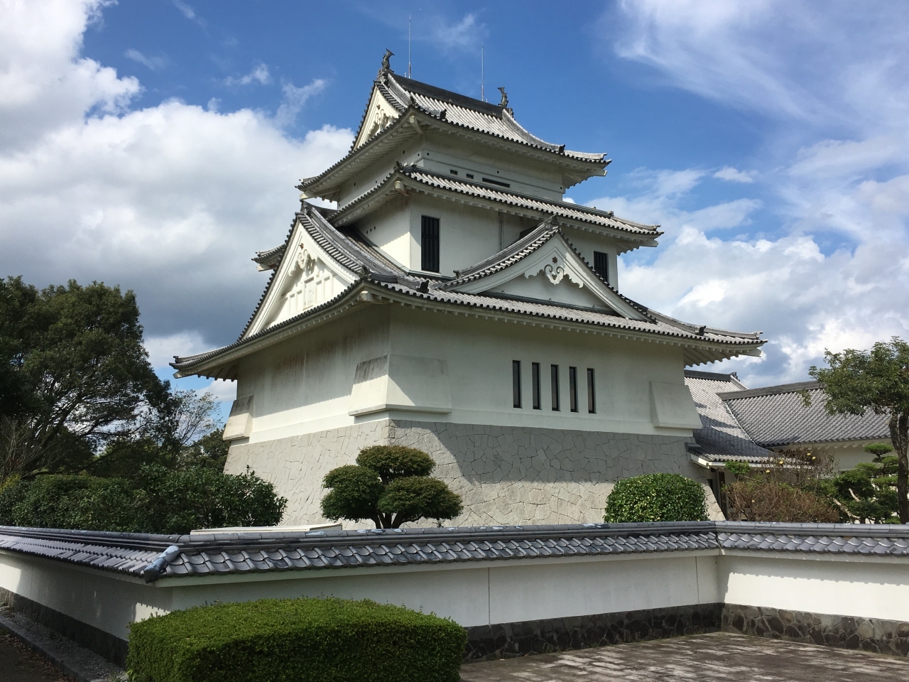 当時は天主閣は無く、観光用の資料館として、建てられています。