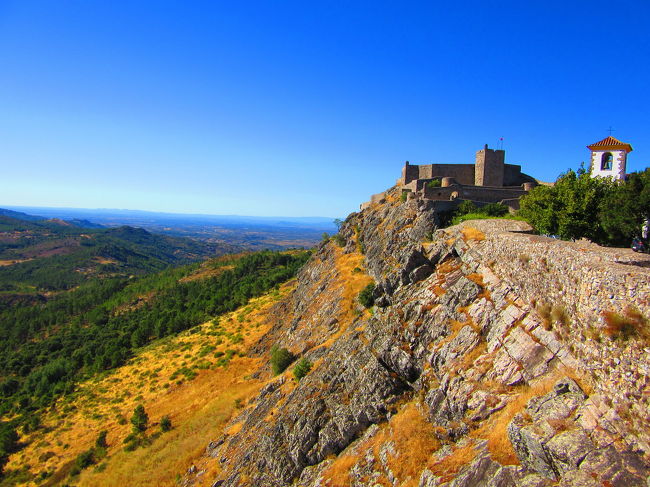 カステロに入るには入場料がかかるので、明日行ってみよっと。