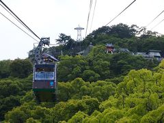 さて、次は尾道へ！
以前四国旅行の際にしまなみ海道を渡る前に尾道ラーメンを食べるために寄った事はありますが、観光するのは初めてです。
千光寺ロープウェイの近くのコインパーキングに車を止め、ロープウェイに乗ります。GWということもあり乗るのに少し並びました。