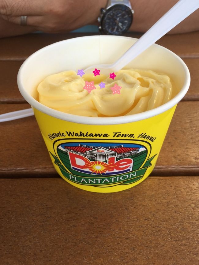 お詫びにコレを…<br />ドールホイップだよ〜〜<br /><br />「ボクは、パイマップルはキライなんだよ〜」<br /><br />…だよねー、知ってたよ。。。<br /><br />という事で、パパとママでいただきました<br />σ(^_^;)<br /><br />因みに、タロさんは保育園のクラスでのグループも「パイマップル」です。<br />「タロさん、何グループだっけ？」と聞くと、必ず「パイマだよ、パイマ！」<br />パイナップルが言えないタロさんです(>_<)