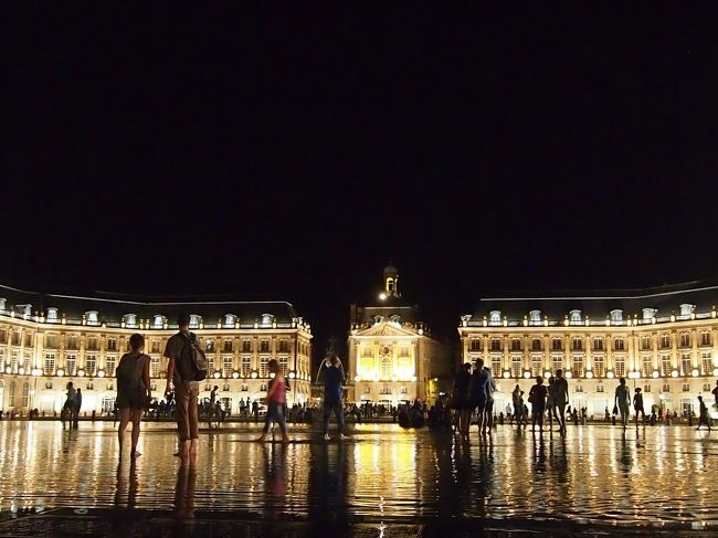 16年8月 スペイン フランス 合わせて 5泊 日程 詰め詰め 暑々の旅 19 ボルドー 月の港の 夜景に 圧倒 ボルドー フランス の旅行記 ブログ By ヴェラnonnaさん フォートラベル 16年8月 スペイン フランス 合わせて 5泊 日程 詰め詰め 暑々の旅 19 ボルドー 月の港の 夜景に 圧倒 ボルドー フランス の旅行記 ブログ By ヴェラnonnaさん フォートラベル