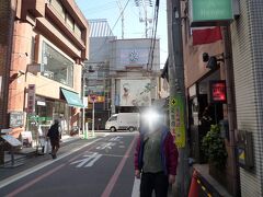 阪急電車で河原町へ。まずは錦市場へ。