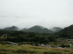開田高原からも御嶽山の山頂のごく一部が見えました。
