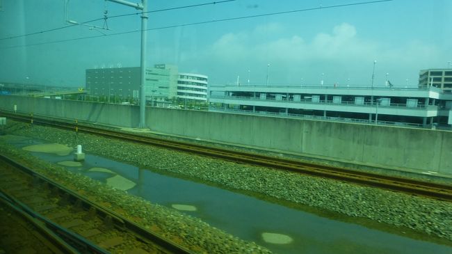 中部国際空港駅を発車しました。