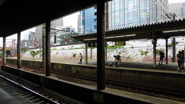 ＪＲ金山駅のホームです。