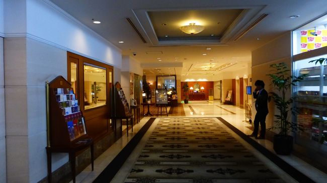 ホテル内に入りました。