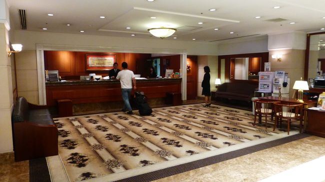 １３時頃に着いた為、荷物を預かって貰い、市内観光に向かいました。