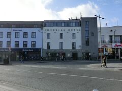 ゴールウェイでは、インペリアルホテルに泊まった
エアスクエアに面している
ツイン2泊で、ひとり10922円