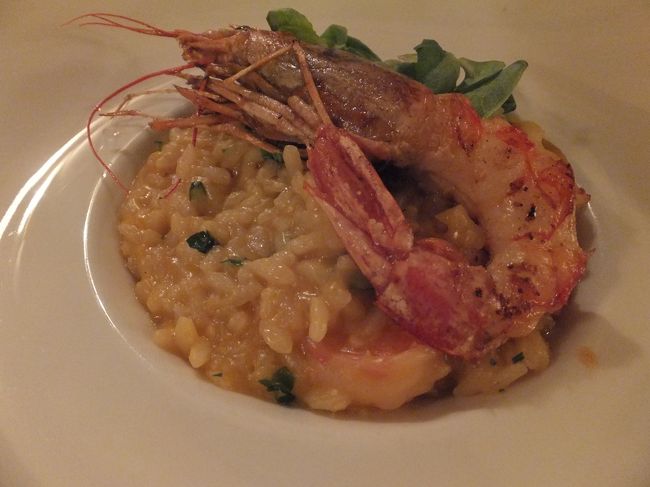 【プラハの宿】<br /><br />エビのリゾット。大きなエビでした。