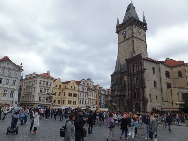 【旧市街広場】