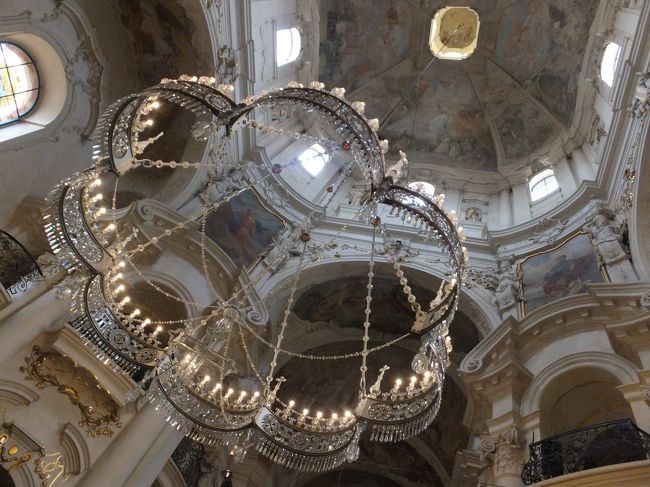 【聖ミクラーシュ教会】