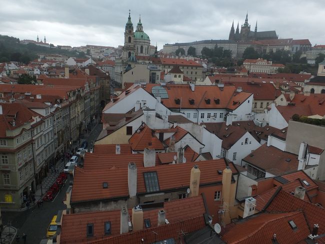 【ホテル隣の塔の上】<br /><br />いったんホテルに戻り休憩したのち、ホテルの前にある塔に登りました。<br /><br />ホテル宿泊者は無料で登れるのです