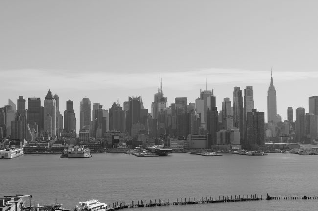 ＮＹのＪＦＫに着き、まずは宿泊地へ行くために<br />ハドソン川を挟んで、ニュージャージーへ。<br />