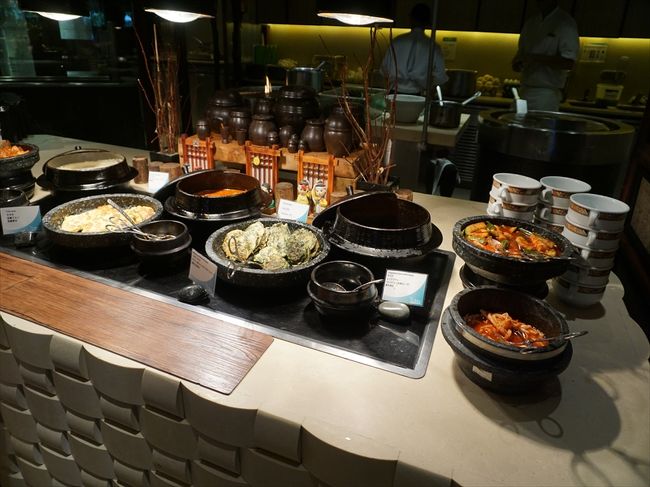 「アクア」には無かった韓国料理や、