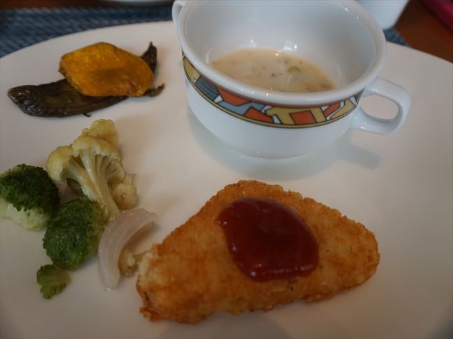 まだまだ食べます。笑<br /><br />今朝もおなかいっぱいー！！<br />（これだけ食べれば。^^：）