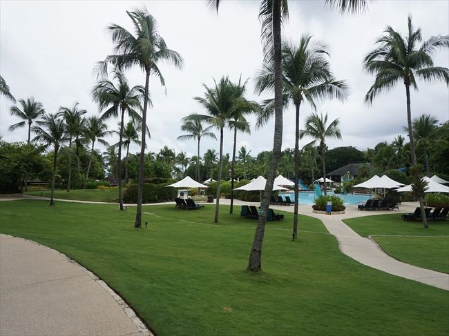 どよーんとした曇り空。