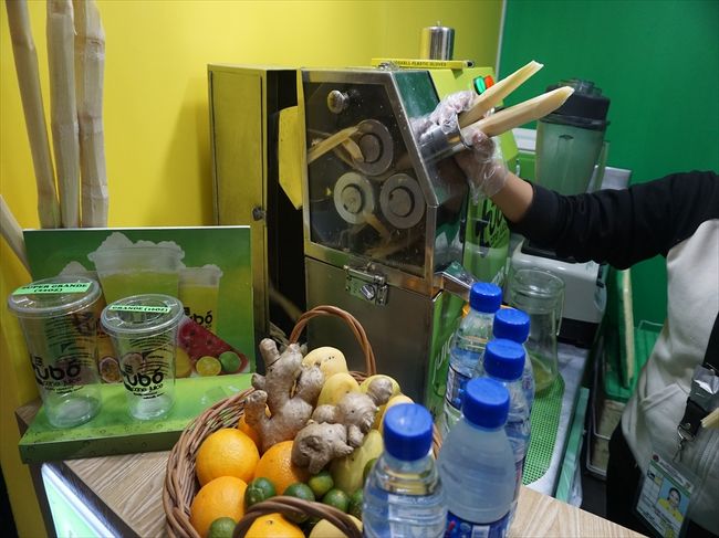 ジョリビー隣のお店で、