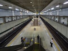 中世記念堂へ１駅、台北駅へ２駅、中山へ３駅で結構便利です。