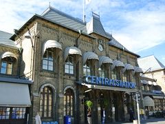 車を置いてあたりをぶらつきます。
まずはいつも通りに、なぜか駅から。

イエテボリ中央駅です。
スウェーデン第二の都市ですから、結構賑わってるんですよ。