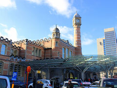 学校帰りと思われる子どもたちが沢山いました。
少しのどかな感じですが、駅舎は素敵です。