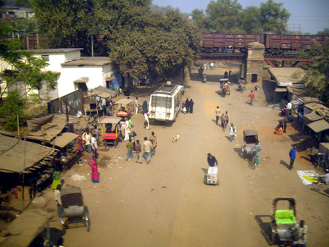 だんだんと町に近づいてきました。